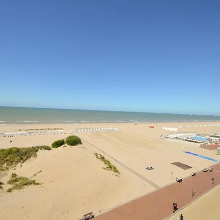 Apartment Nieuwpoort With Stunning Sea View